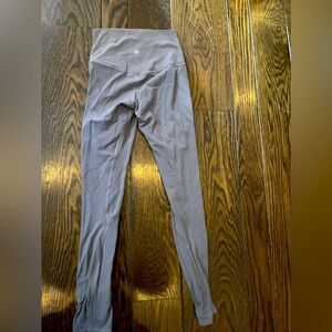 Lulu Lemon Size 2 Leggings Light Purple